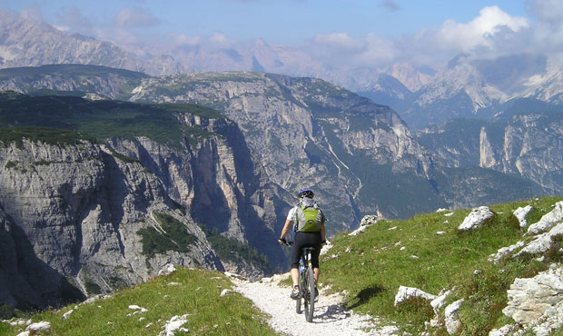 mountain bike trail